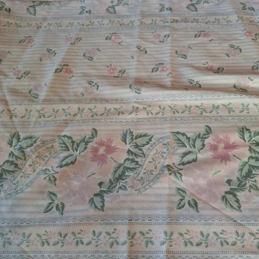 Vintage JC Penny Standard Pillowcase Floral Ruffle Edge Made In USA Cottagecore‎